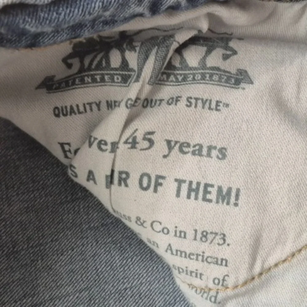 Levi 505 Men's denim blue jeans 40x30‎ medium wash Cotton